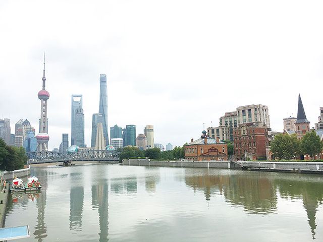 Shanghai Suzhou River 2.jpg