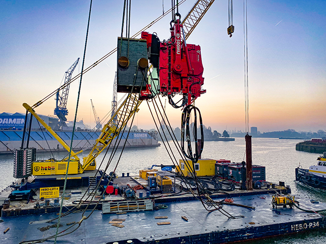 500MU during FAT test in Rotterdam at sunset