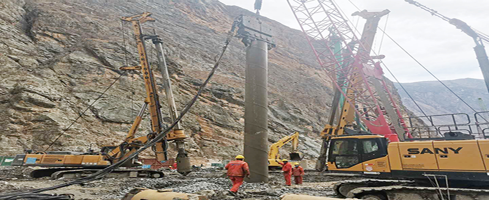   ICE55NF配合旋挖下护筒,助力四川甘孜州拉哇水电站修建