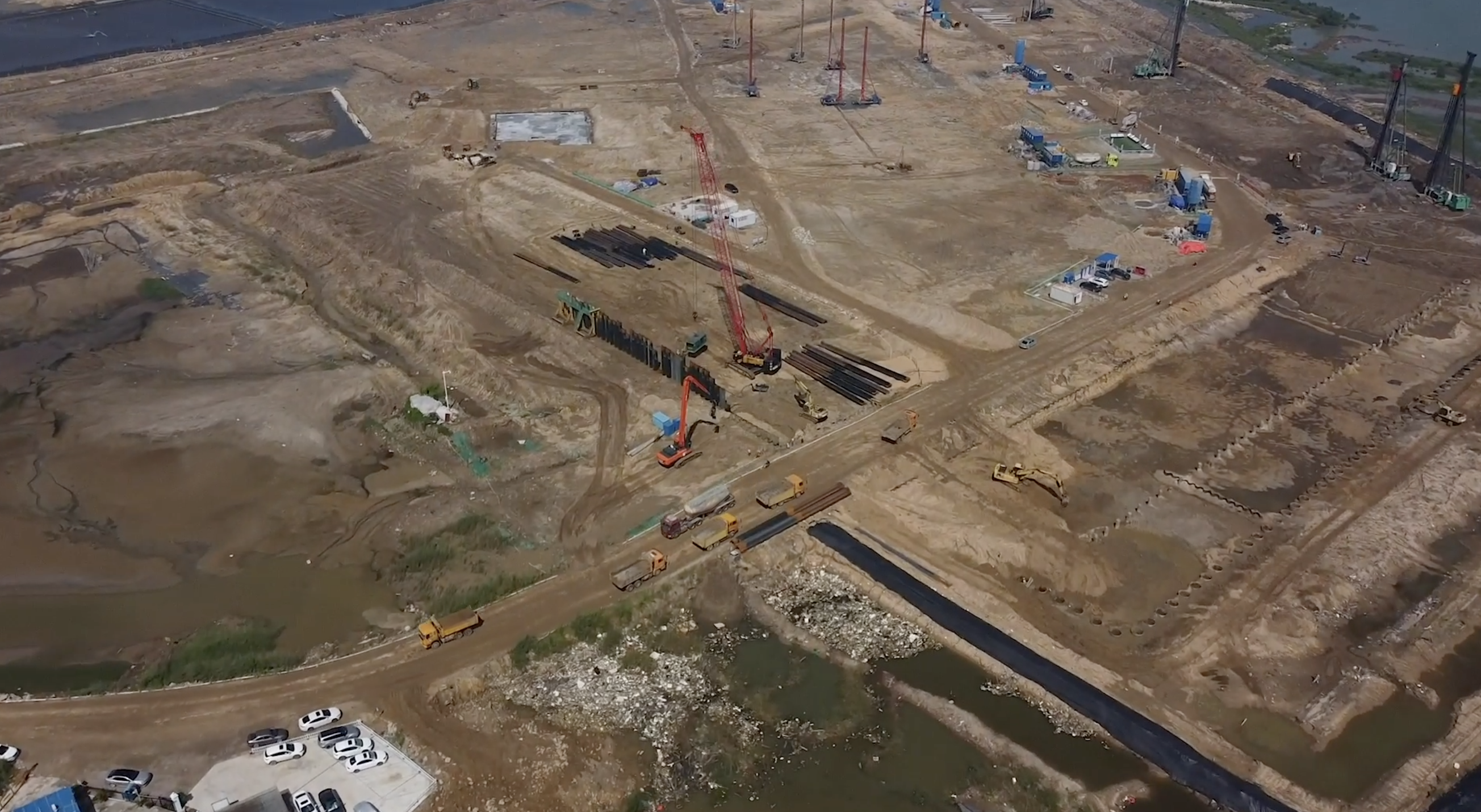 （英文版）南沙港区施工27米长度AZ型永久钢板桩基础