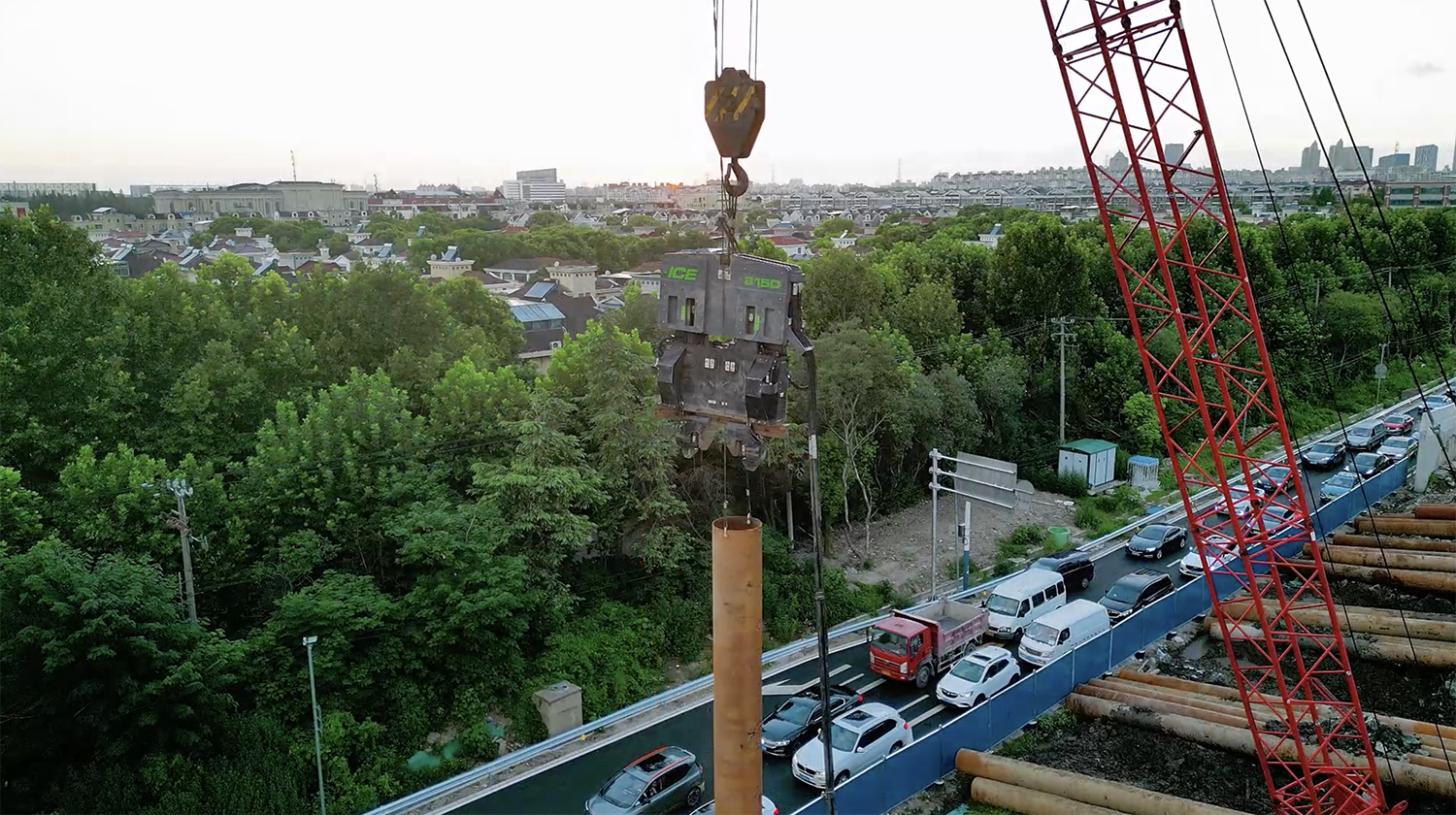 ICE 815D driving temporary steel works for elevated highway bypass