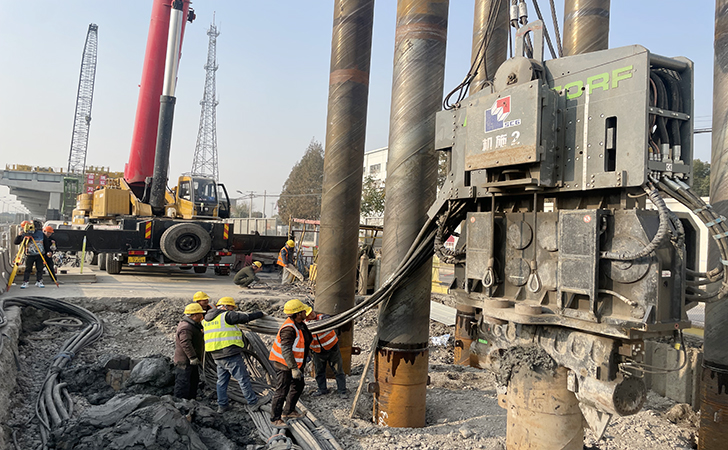 Steel foundations at Jungong Road