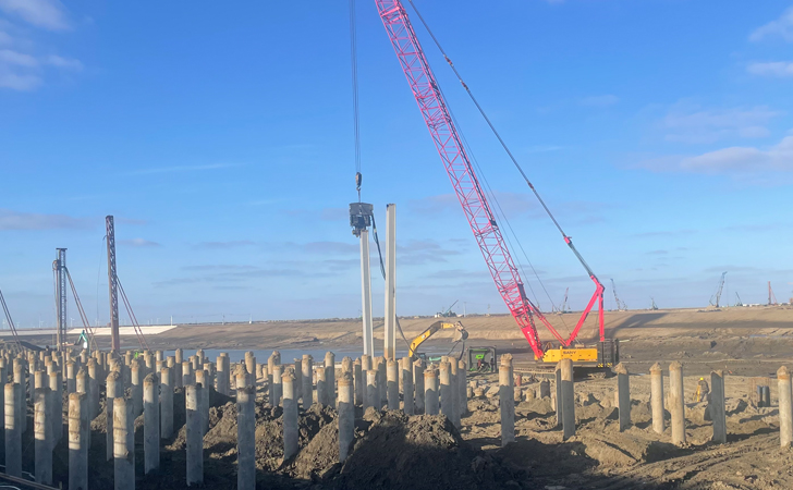 Cold rolled 1500 Z-sheet piles driven in hard sand layer