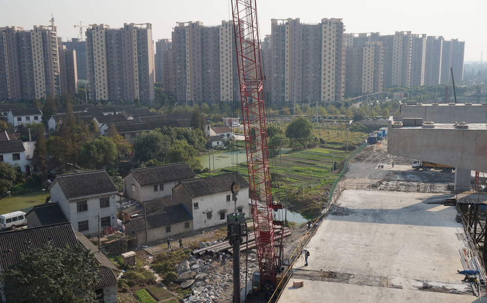 Innovating Shanghai’s inner-city fly-over foundations with green & quiet vibro technology