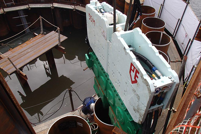 Circular cofferdam doubles as integral part of bridge pillar foundation